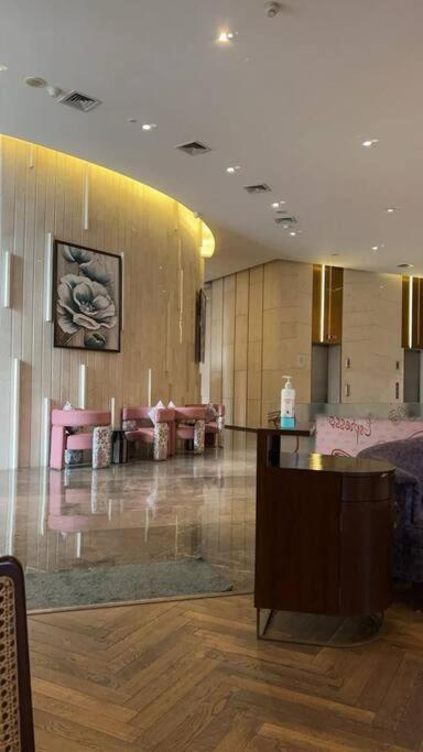 Countryside Luxury Suites - Supernova Noida Нью-Дели Экстерьер фото